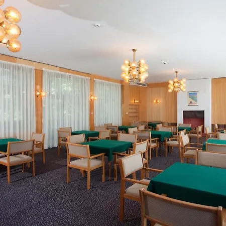 Курортний комплекс Hvd Lotos 4*