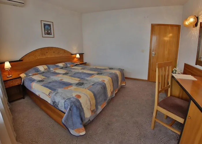 Hvd Lotos Semesteranläggning (resort)