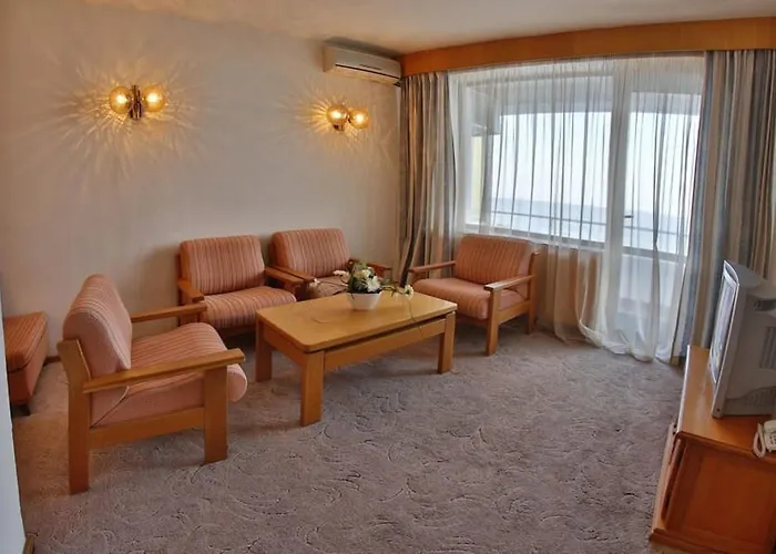 Semesteranläggning (resort) Hvd Lotos 4*